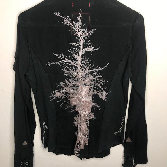 Beautifully Embroidered Black Long Sleeve Shirt Size Medium - Picture 2 of 2